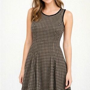 Max Studio Black and Cream Midi Dress